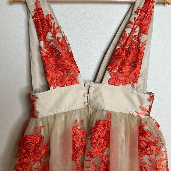 BNWOT Free People Sarah embroidered red floral lace mini dres - Picture 6 of 7